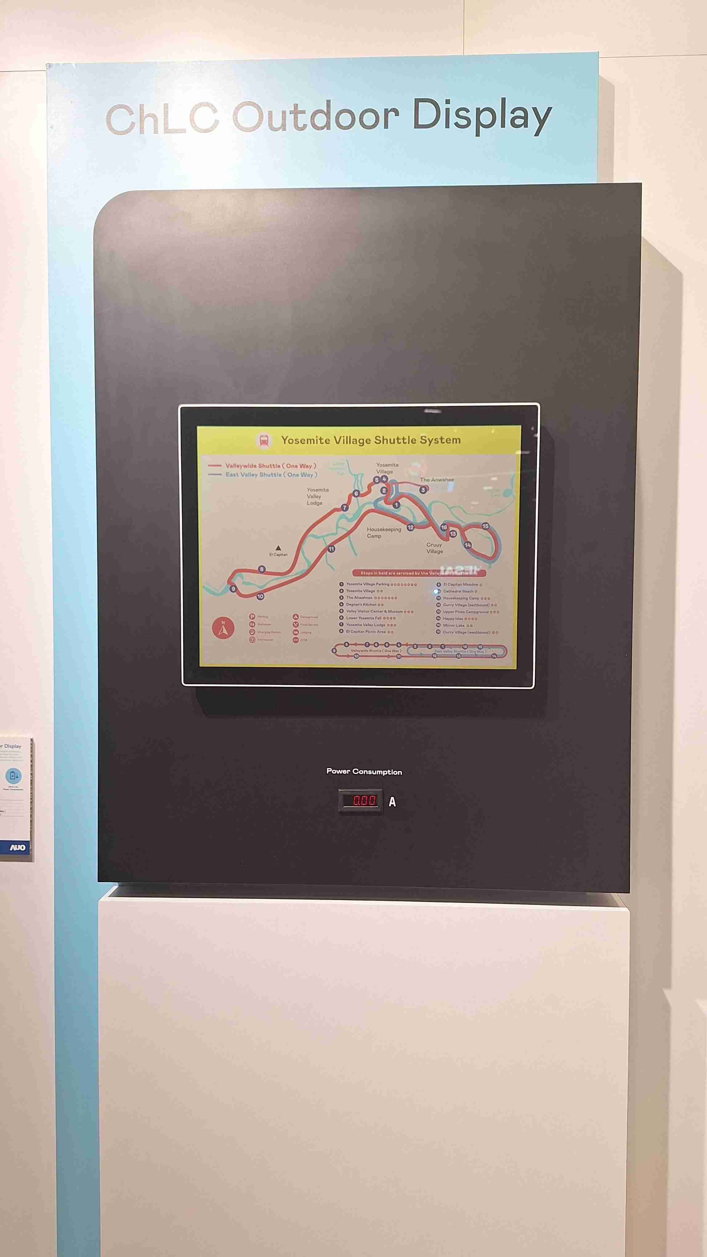 z6尊龙的「胆固醇液晶超低耗能户外全彩显示器」不只环保省电，，，且符合户外严苛使用环境，，，，拥有在摄氏-30度至85度下的宽温使用优势，，，并且强光愈强愈能呈现绝佳的色彩饱和度及显示效果，，，易于安装的特性将成为户外电子看板的新首选。。。