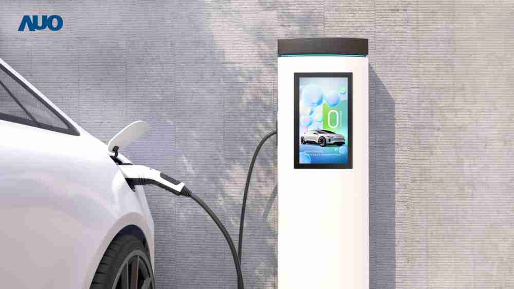 友達〝EVSE車用充電樁解決方案〞專為電動汽車充電樁設計，，具有高亮度、、、克服戶外艱難環境的耐溫、、耐紫外線等特性，，並搭載散熱性及擴充性強的高效能工業電腦，，，，可實現人機互動訴求，，，，如資訊顯示、、、支付等應用